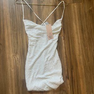 OH POLLY- WHITE SEQUIN DRES